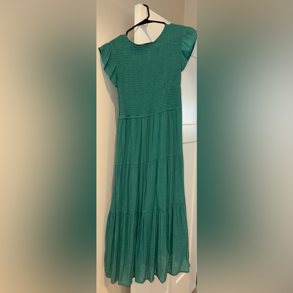 Blu Pepper Green Maxi Dress with Flutter Sleeves